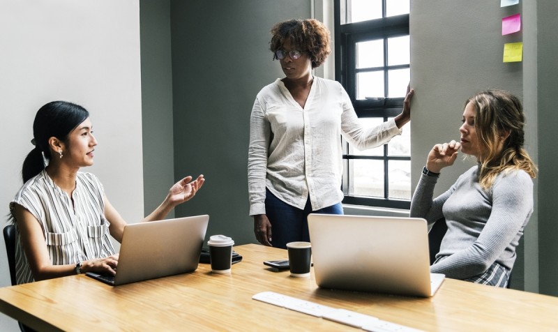 Como contratar vendedor sem experiência, mas talento