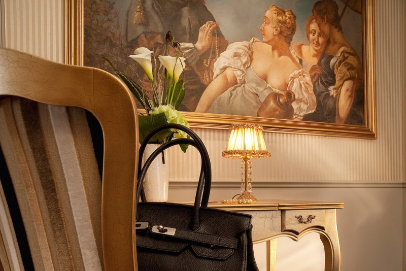 Search and Selection of professionals for luxury hotels