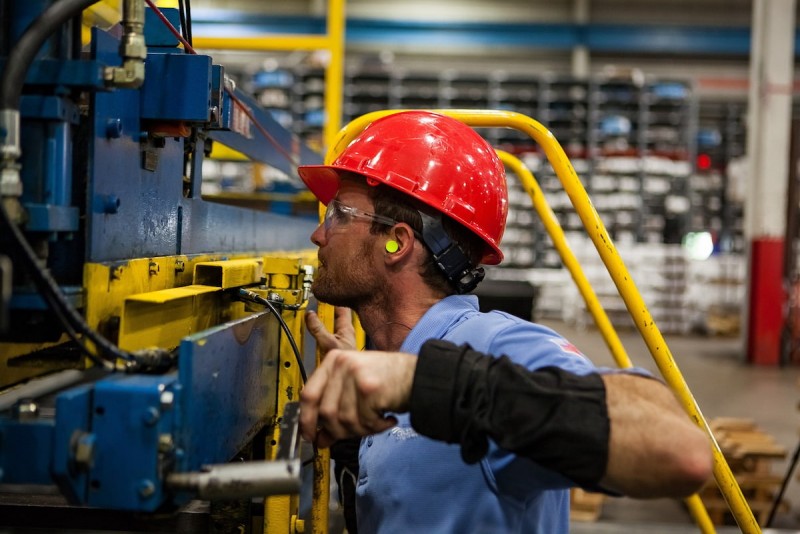 A mão de obra na produção industrial