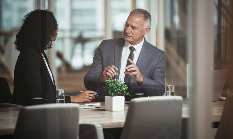 Como Entrevistar Candidatos à Distância
