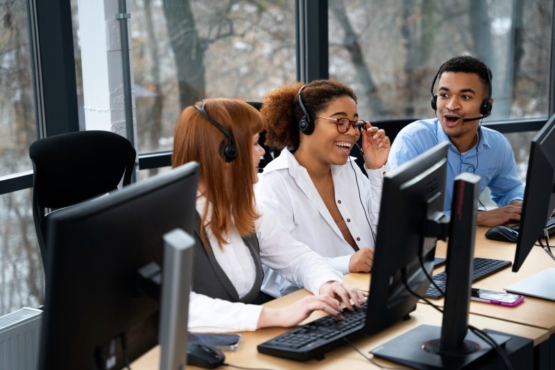 Como contratar Atendente de contact center