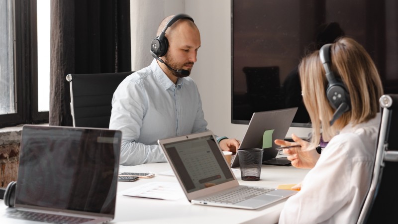 Estratégias para recrutamento e retenção em call centers
