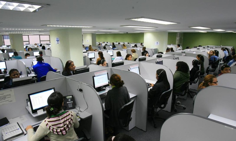 Empresa de Recrutamento para Atendimento (Call Center)
